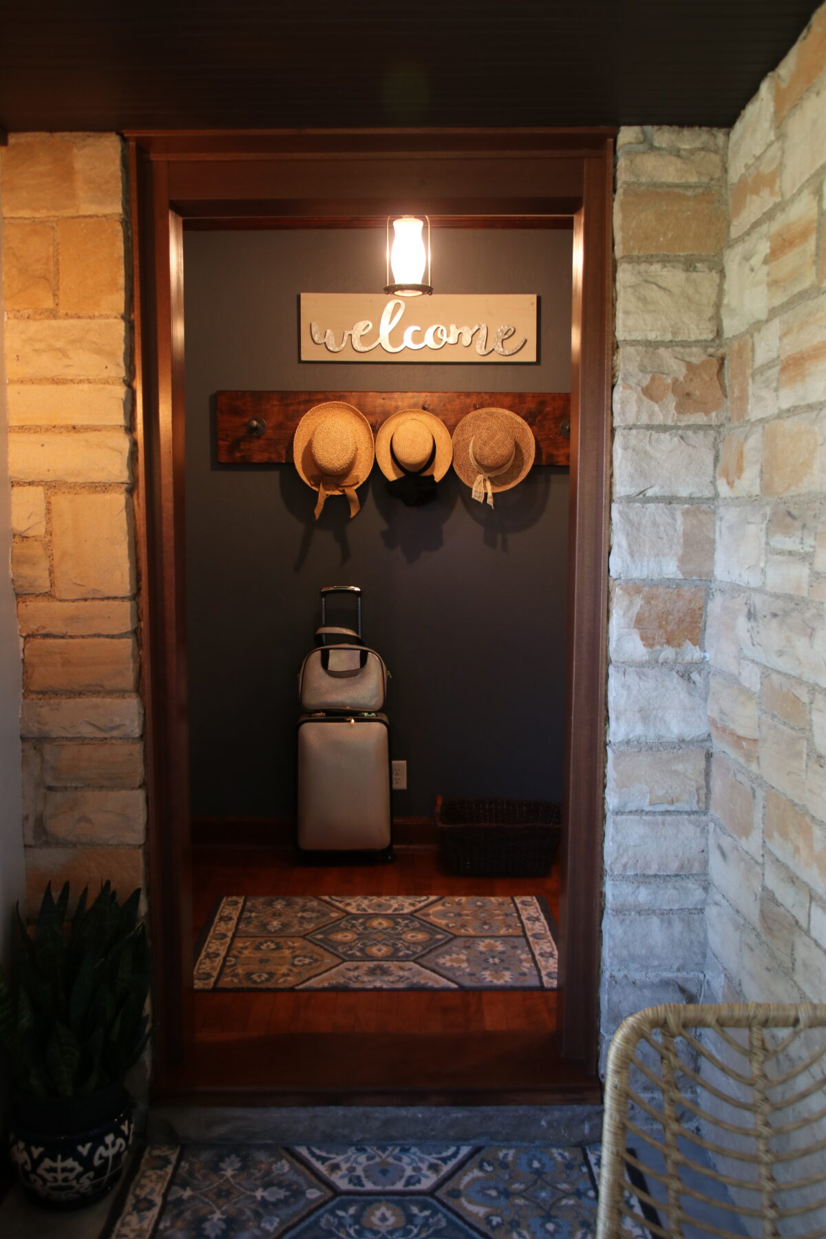 Water Dragon Inn Find Your Dragon